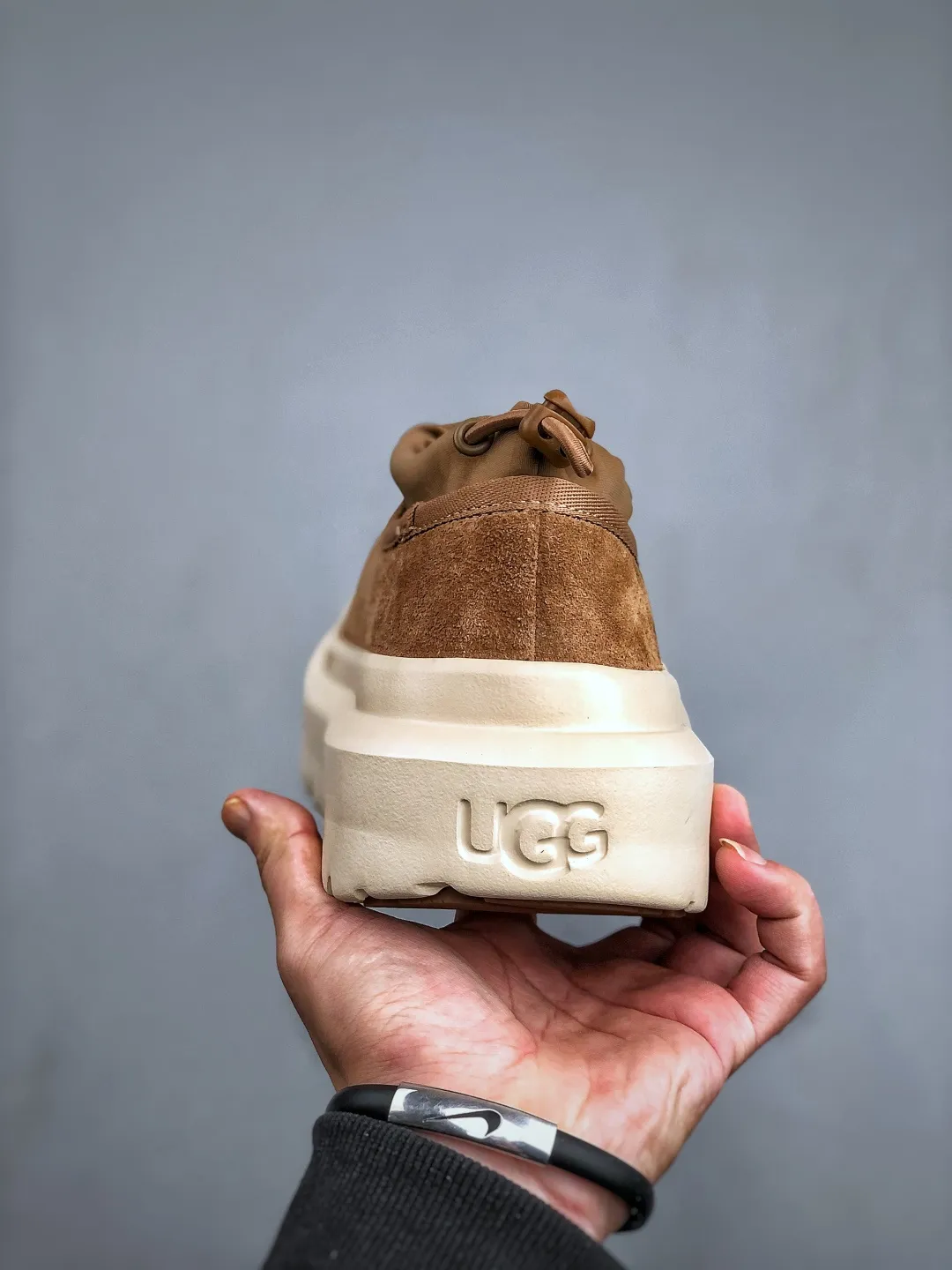 Local self-pickup 💰560 supports store delivery. Same style as Wang Yibo, the latest official revision and new style! The platform is exclusively for foreign trade UGG Tasman GTX winter neutral small potato snow shoes 1172790 Produced by the ten-year-old brand shoemaking factory production line. Pay attention to every detail. Longfeng A-grade genuine sheep fur is integrated. Created in full compliance with the ZP process. Size: 37-45